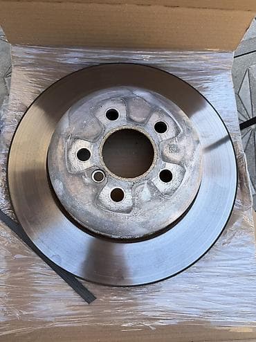Bmw G11. 2020 730 arxa naklatka apornu Ogrinal usten cixma