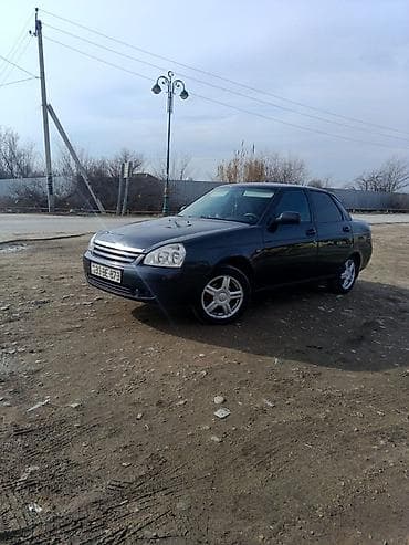 kia satisi: LADA Priora sedan - Kuzov: 4 qapılı sedan, tünd boz rəng - Mühərrik — 3