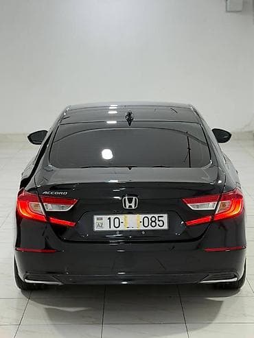 malibu 2020: Honda Accord: 1.5 l | 2020 il Sedan — 4