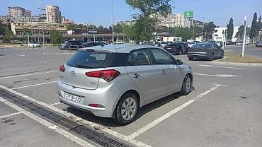 hyundai accent 2020: Hyundai i20: 1.2 l | 2017 il Hetçbek — 4