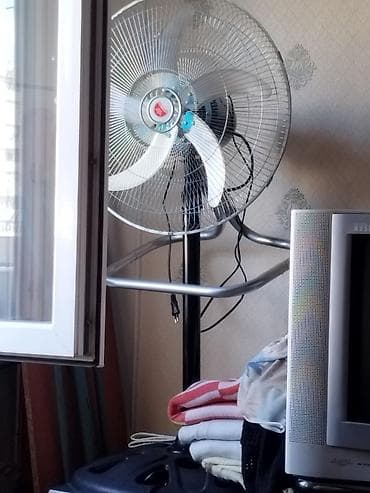 Təcili satılır .ciddi olan yazsın.Qiymət endirim yoxdur son qiymət 40