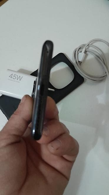 telefin: Redmi 14 pro 256 telefonda cızıq belə yoxdu adapdiri orginal — 3