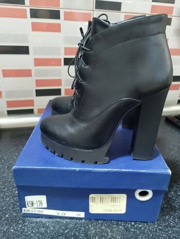 qadın timberlendlər: Stuart Weitzman qadın platform botları - Rəng: Black (qara) - Ölçü — 1