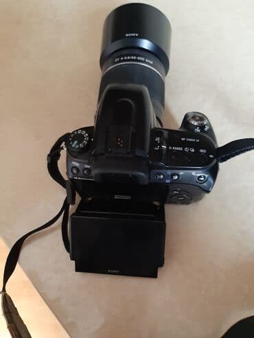 knopkalı: Fotoaparat Sony a500. Probeqi azdır. Şəkil çəkmək üçün knopkası — 2