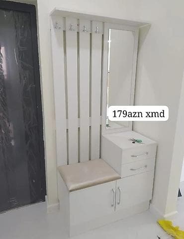 tibbi dolab: Dəhliz üçün çoxfunksiyalı giriş möbeli (askılıq + oturacaq + şkaf + — 1