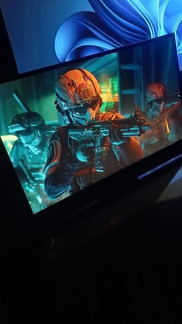 ipad 14 pro: Portable Monitor 4K Yenidir! Cızıq fln heçnə yoxdur. Yenilənmə tezliyi — 5