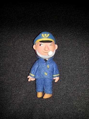 Oyuncaq Gəmi Kapitanı.
Б/у Yeni neyil .
Ölçüsü 25sm