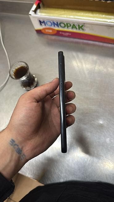 samsung note 1: Samsung Galaxy A32, rəng - Qara, Barmaq izi — 3