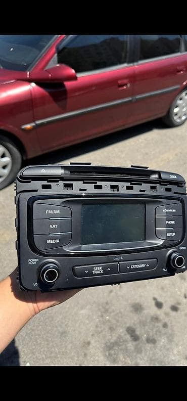 kia starter: Monitor manitor kia Amerikadan gəlmə original manitor. maşından — 2