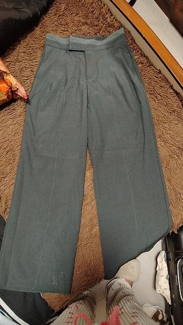 8 m başlayan qiymetlerle ikinci eldi sadece 1 2 defe geyinilib yeni