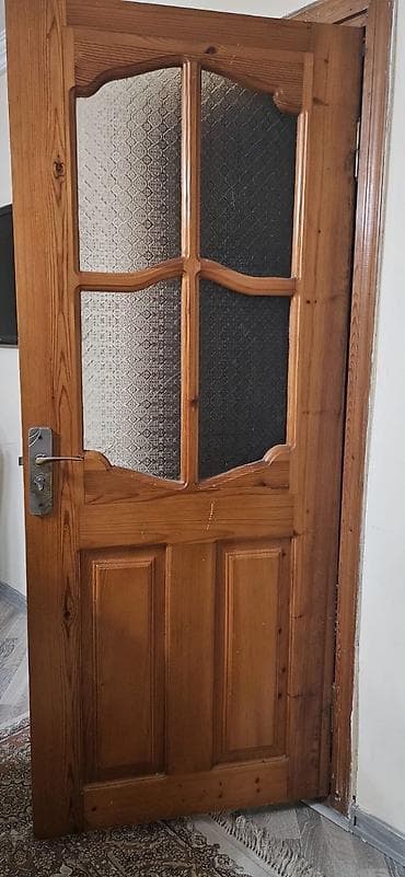 Mətbəx üçün İşlənmiş Otaq qapısı Zamok ilə, Ünvandan götürmə lalafo.az -da Mətbəx üçün İşlənmiş Otaq qapısı Zamok ilə, Ünvandan götürmə