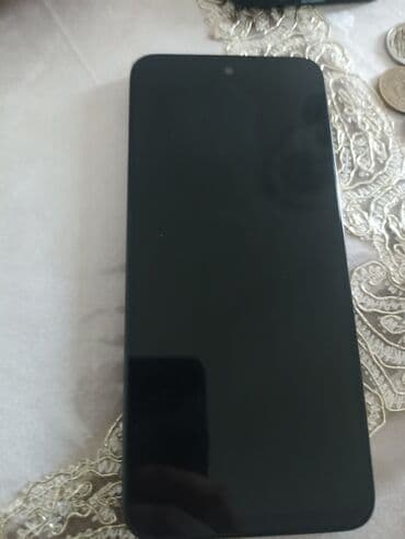 iphone 3s: Məhsul: Redmi smartfon n Xüsusiyyətlər: - Rəng: Qara, parlaq arxa — 2