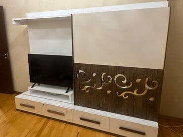 белый письменный стол: Б/у, ТВ подставка, Нет кредита, Турция — 1