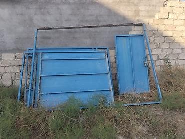 gencede qapi: Mavi rəngli metal darvaza ENİ-3.50 HÜNDÜRLÜYÜ- 2.50 — 1