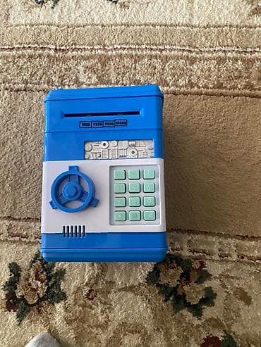 Avadanlığın icarəsi: Uşaq üçün elektron seyf – pul qutusu Mavi rəngli, batareya ilə — 4