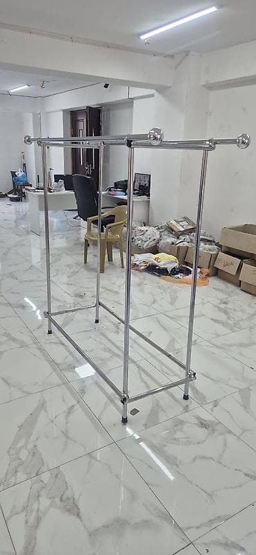 Оборудование для магазинов: Mağaza üçün metal asılqan stendi - Material: cilalanmış xrom/metal — 2