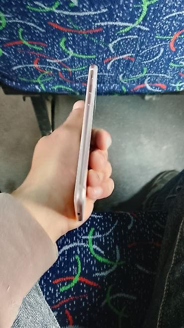 kreditə iphone: IPhone 8, 64 GB, Ağ, Barmaq izi — 3