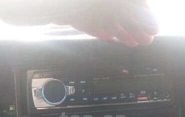 gurcustan masin saytlari: Gencede satilir avto maqintafon USB gedir Aux gedir Mikro kart gedir — 1