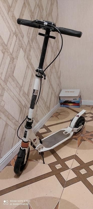 Skuter / Samokat .Şəhər üçün praktik skuter - Mexaniki (ayaqla