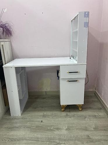 İşlənmiş, Manikür üçün masa — 1