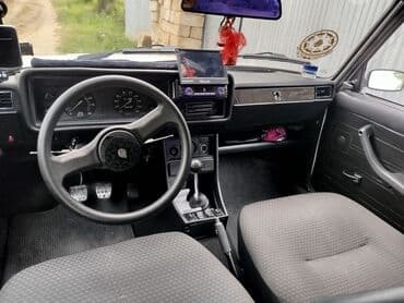 xirdalan heyet evi type 1: Model: LADA Riva/2107 sedan Rəng: ağ Kuzov: 4 qapılı sedan Nömrə — 7