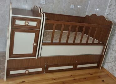 купить бу шкаф для одежды: Oğlan və qız üçün, İşlənmiş, Dördbucaq, Beşik, Matras ilə, Yellənmə mexanizmsiz — 1