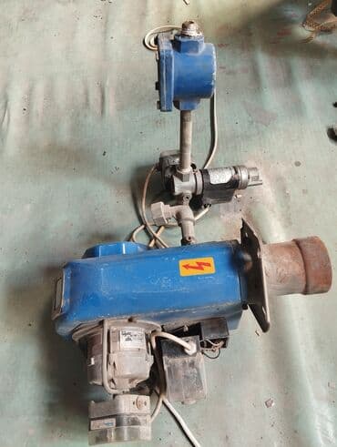 işlenmiş qaz peçi: ALUMIN markalı sənaye yanacaq yandırıcısı, mavi rəngdədir və sənaye — 2