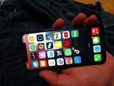 honor x7 a: IPhone 15 Pro, 256 GB, Qara, Simsiz şarj — 2