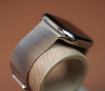 vmf saatların qiymətləri: Apple Watch Series 9 Steel Gold 45mm • Apple Watch // Stainless Steel — 2