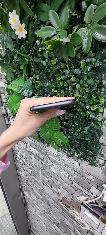 iphone 17 pro qiymət: IPhone 11, 64 GB, Qara, Face ID — 5