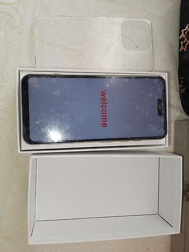 telefon htc: Məhsul: Smartfon (qutulu) Xüsusiyyətlər: - Rəng: gümüş/boz tonlarda — 3