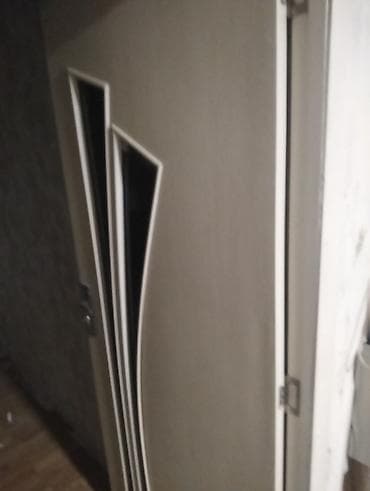 qapi dekoru: Ağ rəng tonlarında interyer qapısı - Material: laminat üzlü MDF - — 2