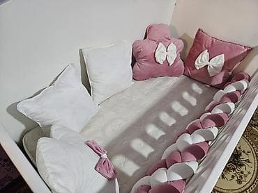meheccer: Oğlan və qız üçün, İşlənmiş, Dördbucaq, Beşik, Dəst ilə, Matras ilə, Yellənmə mexanizmsiz — 3