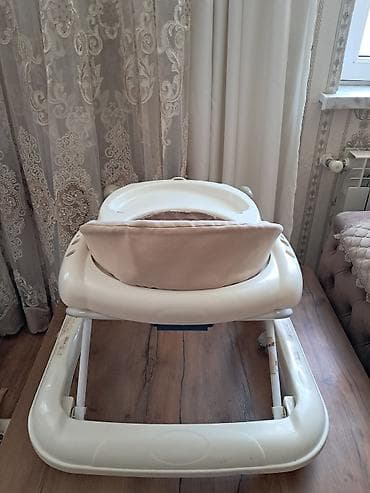 tibbi aparat: Uşaq gəzdirəni (yürütmə aparatı) - Rəng: ağ/bej - Yumşaq parça — 4