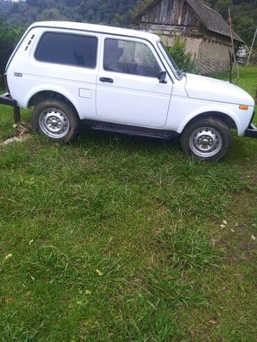 VAZ (LADA) 4x4 Niva: 1.6 l | 1999 il 115280 km Ofrouder/SUV