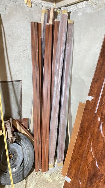 işlənmiş otaq qapıları: Taxta otaq qapisidi tezedi 5 denedi her biri 120 azn — 5