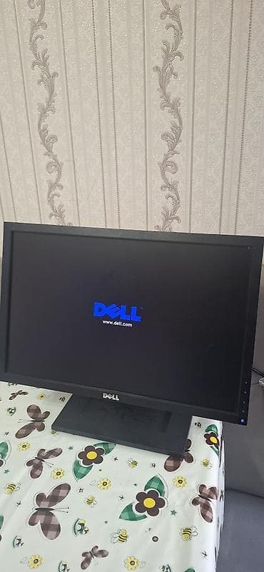 mini pc computer: Dell LCD monitor 19luq whatsApp aktiv . - Brend: Dell - Ekran — 1
