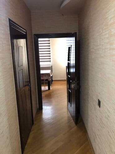 ehmedlide kiraye evler 3 otaqli: Sulutəpədə çicək qəsəbəsində 5 mertebeli binanın 3-cü mərtəbəsində — 9