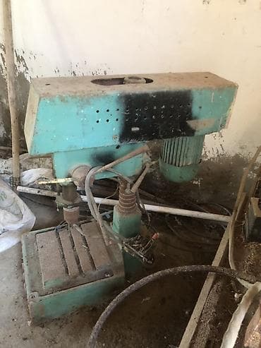 ağac kəsən mişar: Ağır tip stolüstü şaquli qazma dəzgahı 3fazli(vertikalni drel) - — 1