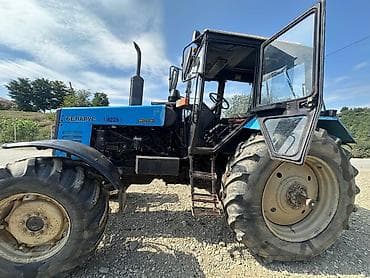 qosqu: Belarus 1221 tərtibatlı təkərli traktor və qoşqu - Model: Belarus — 2