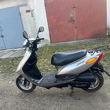 rəngli isiqlar: Yamaha Jog skuter - Model: Yamaha Jog (şəhər tipi skuter) - Mühərrik — 3