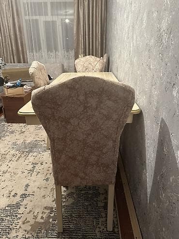 salon mallar: Qonaq otağı üçün, Yeni, Açılmayan, Dördbucaq masa, 6 stul — 3