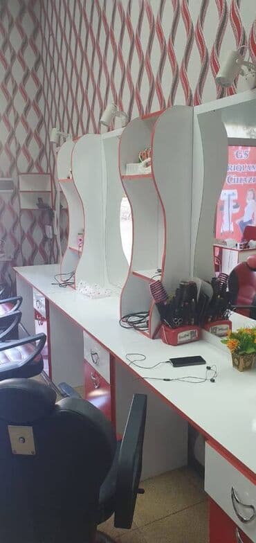 xırdalanda obyekt icarə: Qara Qaraev metrosunun yaxınlığında yerləşən 50 kv sahəsi olan — 12