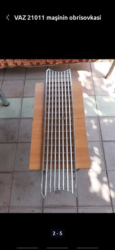 lada qapi: VAZ 21011 markalı avtomobil üçün radiator barmaqlığı. Avtomobilin ön — 2