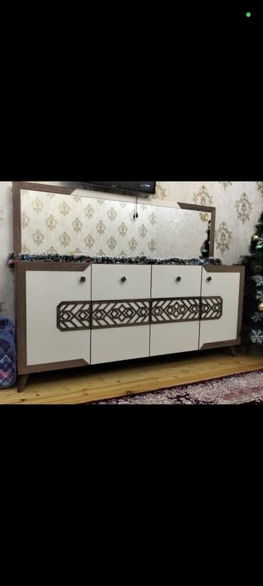 Yataq otağı dəstləri: İşlənmiş, Güzgülü — 1