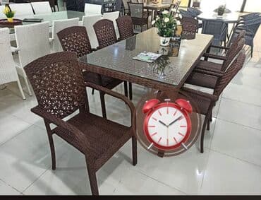 аренда столов и стульев бишкек: Квадратный стол, Нераскладной, Со стульями, Плетеный — 16