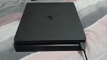 ps4 pro disk: Sony PlayStation 4 Slim oyun konsolu - Model: PlayStation 4 Slim (PS4 — 2
