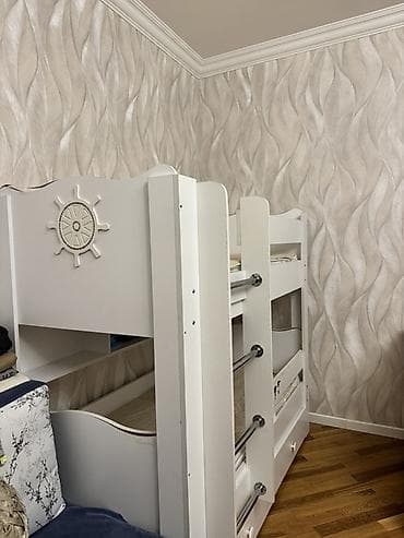 şekille: Oğlan və qız üçün, Çarpayı, Matras ilə, Siyirməli — 2