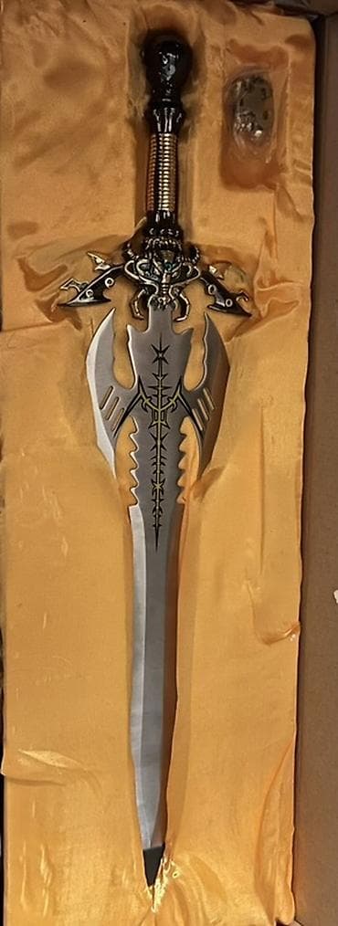 Yeni Fantastik dizaynlı dekorativ qılınc - Material: metal bıçaq — 1