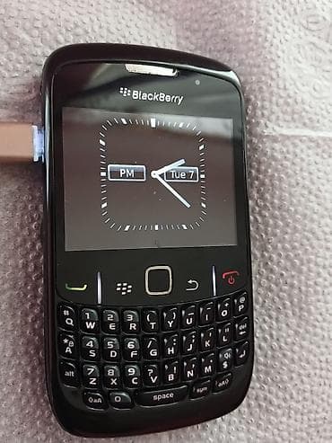samsung e 2530: Blackberry Curve, rəng - Qara, Düyməli — 1